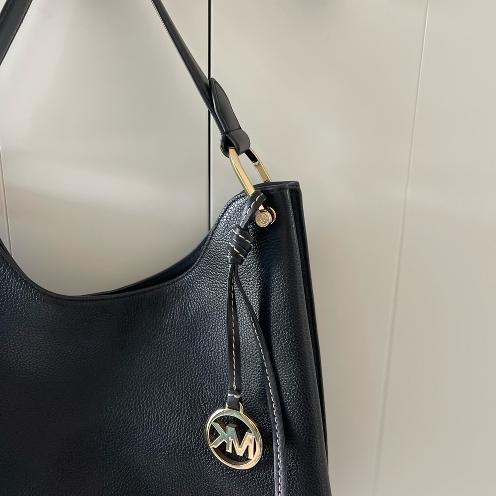Michael Kors Black Leather Tote Bag - Picture 2 of 4